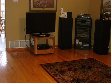 1114 S 12th St, Grand Forks, ND 58201 - photo 3