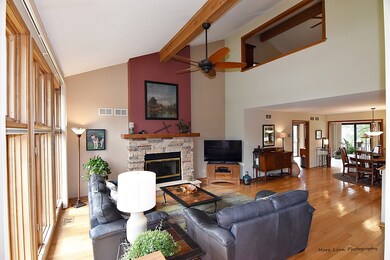 821 Lund Ln, Batavia, IL 60510 - photo 4