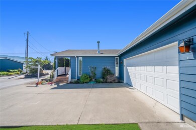 107 S Pass Rd unit 1, Nooksack, WA 98247 - photo 3