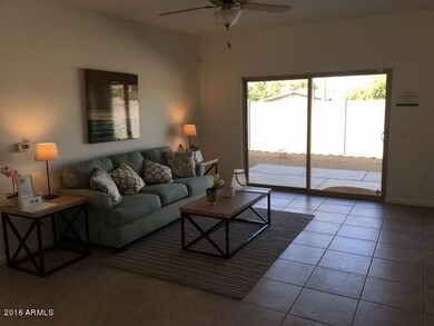 1243 living room2