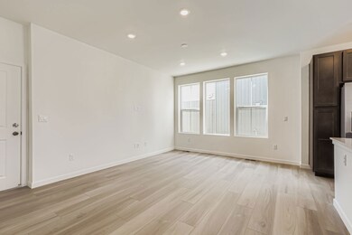 732 N Bently St Great Room
