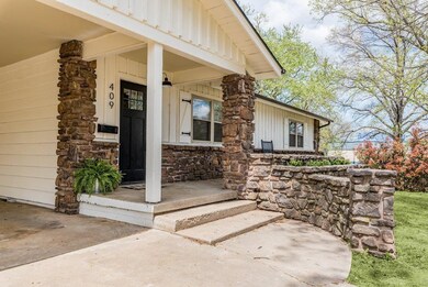 409 NW H St, Bentonville, AR 72712 - photo 4