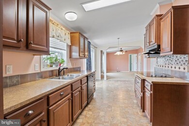 72 Mapleleaf Dr unit T 72, Sellersville, PA 18960 - photo 5