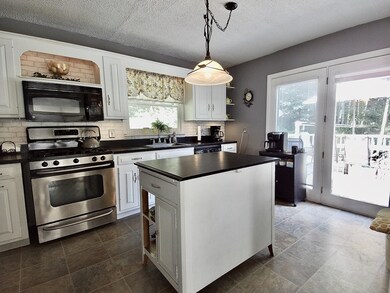 33 Harriman Rd, Merrimac, MA 01860 - photo 6