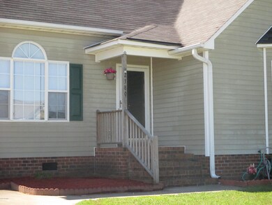 2380 Wedgewood Dr, Winterville, NC 28590 - photo 2