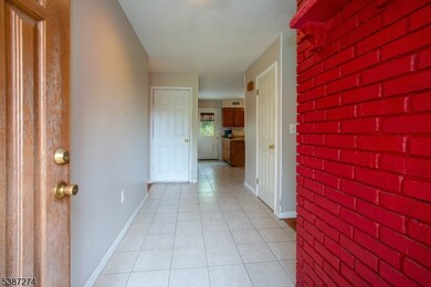 31 van Sickle Rd, Lafayette, NJ 07848 - photo 4