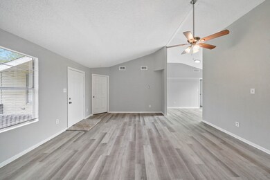 148 Country Oaks St unit Lot 44, Brazoria, TX 77422 - photo 7