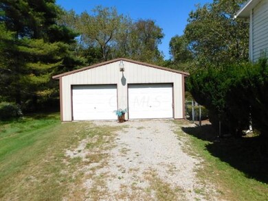 38740 Rising St, Logan, OH 43138 - photo 4