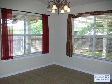 121 Kathryn Cove, San Marcos, TX 78666 - photo 6