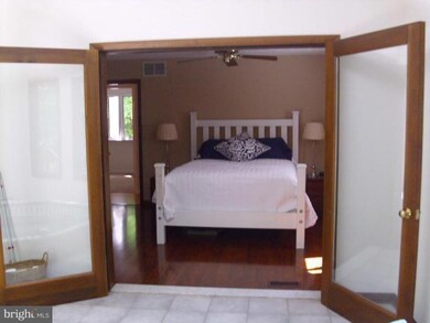 4428 Cobalt Dr, Harwood, MD 20776 - photo 7