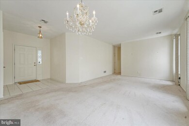 1403 S Hunting Horn Turn unit 393, Glen Mills, PA 19342 - photo 3