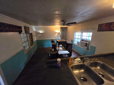 1337 Dura Cir, Tallahassee, FL 32304 - photo 4