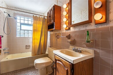 70 Legion Way, Riverside, RI 02915 - photo 5