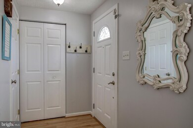 1551 Saint Lawrence Ct, Frederick, MD 21701 - photo 5