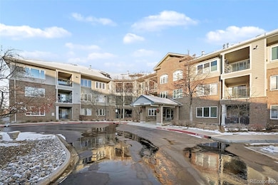 2896 W Riverwalk Cir unit A105, Littleton, CO 80123 - photo 2