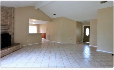 7318 Bubbling Brooks Ln, Houston, TX 77095 - photo 3