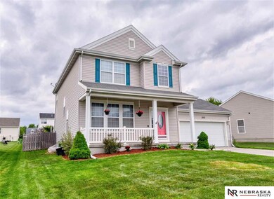 2112 S Mineral Dr, Papillion, NE 68046 - photo 2