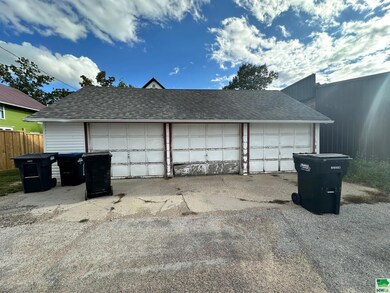222 & 224 W Elm St, Cherokee, IA 51012 - photo 6