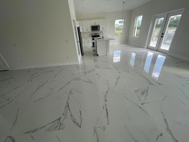 115 Lansing Cir unit 11, Labelle, FL 33935 - photo 5