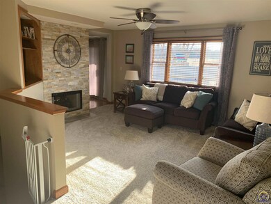 4419 SW Colly Creek Dr, Topeka, KS 66610 - photo 2