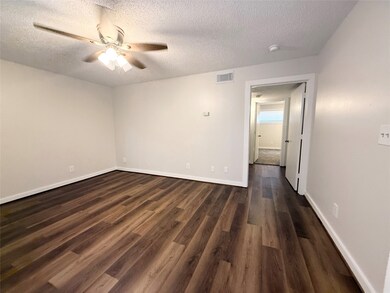 5415 Scott St unit 55, Houston, TX 77021 - photo 2