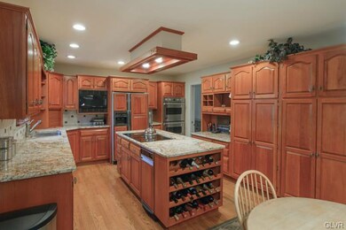 1627 Meadowlark Rd, Reading, PA 19610 - photo 7