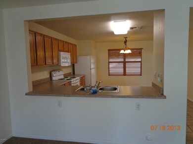 Kit View Grt Room