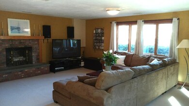 5 Blossom Ln, Weston, MA 02493 - photo 4