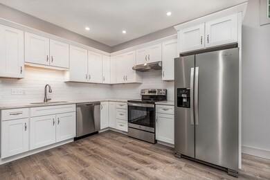 267 Humphrey St unit A, Marblehead, MA 01945 - photo 5