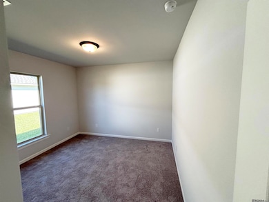 1506 W Cypress St, Gonzales, LA 70737 - photo 4