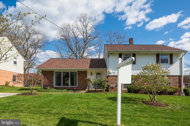 3306 Stonehall Dr, Beltsville, MD 20705 - photo 2