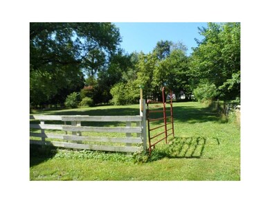 Yard. Pasture area