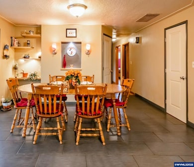 765 Clarmount St NW, Salem, OR 97304 - photo 7