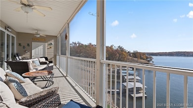 Panoramic Lake Views