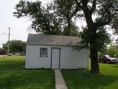 Detached Garage