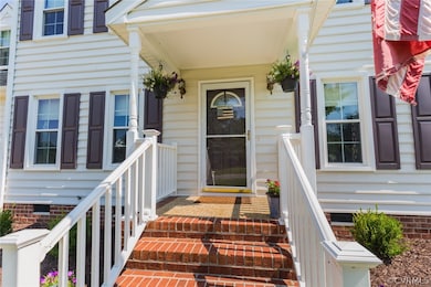 9218 Hunters Chase Dr, Mechanicsville, VA 23116 - photo 2