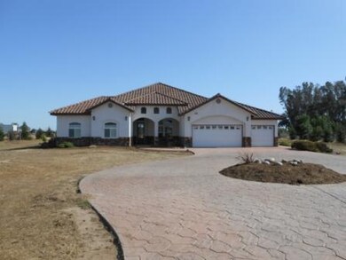 10269 E Mckinley Ave, Sanger, CA 93657 - photo 2