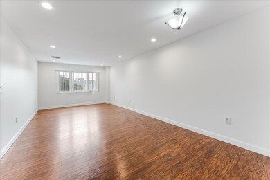 35 Desmoines Rd unit 405, Quincy, MA 02169 - photo 7