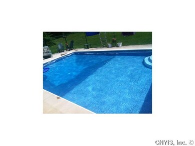 Swimming Pool/Hot Tub/Sauna