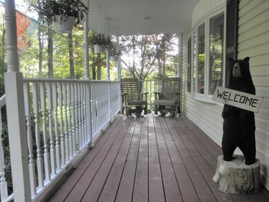 281 Warner Dr, Saylorsburg, PA 18353 - photo 7