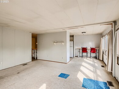 4400 SE Roethe Rd unit 35, Portland, OR 97267 - photo 7