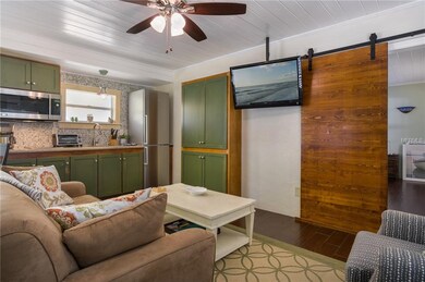 36 79th Ave, Treasure Island, FL 33706 - photo 4