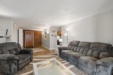 Greentree Condominium Association unit 16, South Weymouth, MA 02190 - photo 4