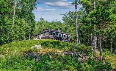 229 Webster Ave, Franklin, NH 03235 - photo 4