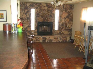 3415 Aurora Ave, El Paso, TX 79930 - photo 4