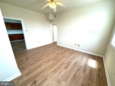 4444 Richmond St unit 2-S, Philadelphia, PA 19137 - photo 5