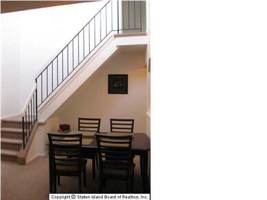 201 Lamped Loop unit A, Staten Island, NY 10314 - photo 6