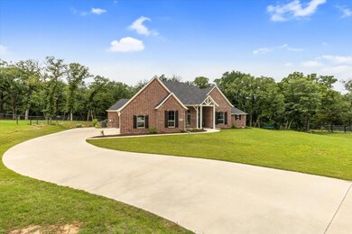 808 Backwood Ct, Azle, TX 76020 - photo 5