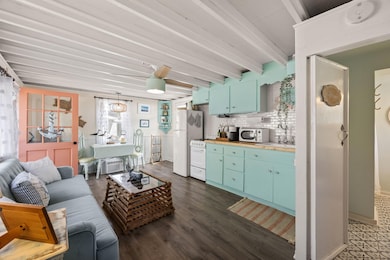 12-web-or-mls-262-old-wharf-rd
