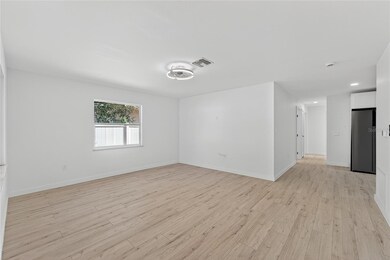 1818 Michigan Ave NE, Saint Petersburg, FL 33703 - photo 4